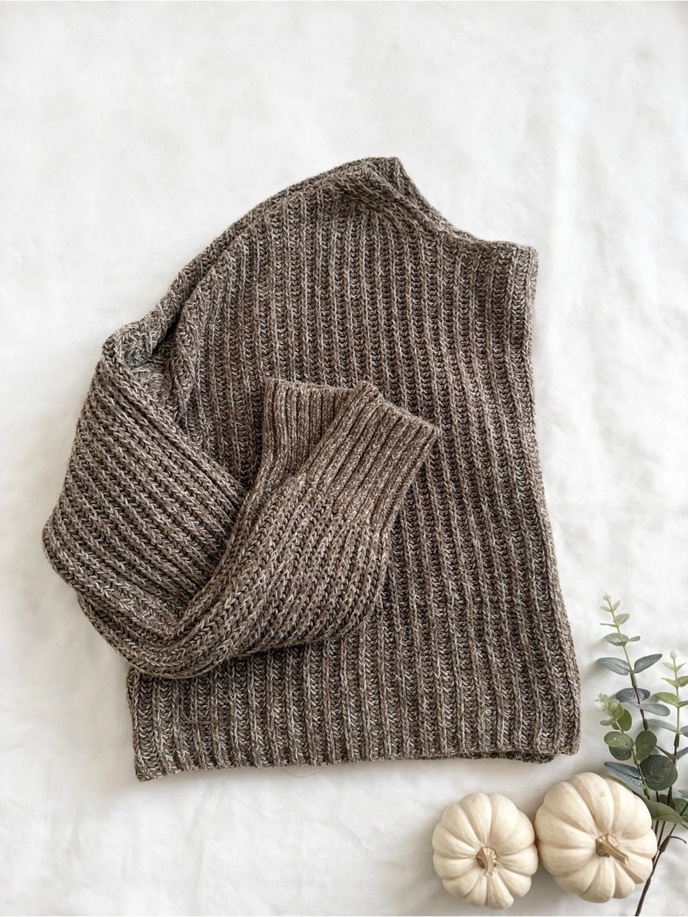American Eagle Chunky Ribbed Cropped Sweater Taupe Mushroom Brown Boat Neck